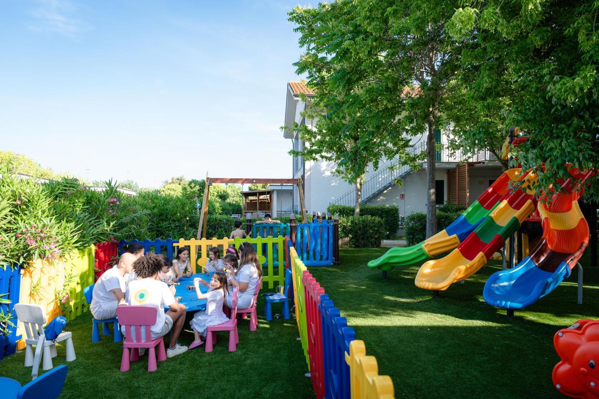 Club Del Sole Stork Family Collection Otel Giulianova Dış mekan fotoğraf